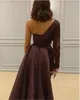Eleganckie arabskie Długie Suknie Wieczorowe Formalne okazje Party Suknie 2022 Jedno ramię Split Koronki Appliqued Satin Prom Korowód Sukienka dla kobiet