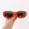 نظارة شمسية مربعة للجنسين رجال النساء الفاخرة مصمم الأزياء العلامة التجارية للرجال للرجال الزجاج القيادة UV400 Adumbral مع صندوق عالي الجودة