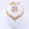 Nieuwe Mode Nigeriaanse bruiloft Bruids Afrikaanse Gouden Kleur Sieraden Set Dubai Crystal Ketting Armband Oorbellen Ring Set H1022