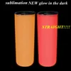明るい塗料Luminescent Magic Skinny Cupを用いた暗いタンブラーの新しい色のまっすぐなタンブラーの昇華20ozグロー