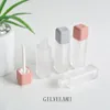 5 ml mini tomma läppglassflaskor Diy Frosted Plastic Lips Balm Oil Tube Lipstick Cosmetic Container Refillerbara Makeup Tubes Bulk7521657