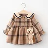 Sevimli Bebek Kız Prenses Elbise 2021 İlkbahar Sonbahar Kız Uzun Kollu Ekose Elbiseler Küçük Ayı Çocuklar ile Rahat Etekler Çocuk Giysileri