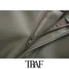 Traf女性シックなファッションフェイクレザープリーツショーツビンテージハイウエストジッパーフライサイドポケット女性ショートパンツMujer 210415