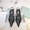 Luxury Designer Brand Pointed Toe Sandals 2021 Senaste Fashion Womens Dress Leather High Heels Sexiga Alfabetkläder Skor