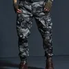 Högkvalitativ khaki casual byxor män militär taktisk joggar kamouflagen last byxor flerficka mode svarta armébyxor 211006