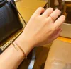 V ouro 2022 luxo qualidade charme pulseira de unhas grossas em três tamanhos para mulheres jóias de casamento presente tem caixa selo ps73592962