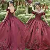 2021 Principessa Sexy Borgogna Quinceanera Ball Gown Abiti con paillettes Pizzo Sweetheart Off spalla Sweet 16 Satin Party Evening Prom Dress Corsetto Indietro Sweep Train