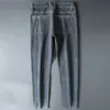 جينز الرجال ضئيلة مستقيم الساق الأعمال عارضة السراويل الذكور الخريف الشتاء تمتد المد العلامة التجارية قطري جيب الجيب رمادي السراويل