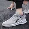 2021 Moda mais nova confortável Lightweight Sapatos Respiráveis ​​Sneakers Homens antiderrapantes desgaste desgaste ideal para correr Andar e esportes Jogging Atividades-34