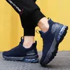 2021 Arrival Top Quality Sport Running Shoes Men Fly Knit Comfortable Breathable Outdoor Trainers Sneakers SIZE 40-45 Y-8809