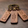 Vaderdag Gift Keychain Accessories Charms Bears riemen mode houten lederen laser gegraveerde sleutelhangers sleutelhanger voor autosleutel