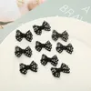 30pcs 28 * 20mm aleatoriamente misturado componentes de resina flatback pontilhada Bow-nós, Senhora Centros de Bow do Cabelo, Árabilhas de Scrapbooks Arcos, Diy Crafting Charms