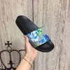 2022 nieuwe vrouwen mannen dia's zomer slippers strand indoor platte sandalen slippers huis flip-flops met spike sandaal topkwaliteit luxe loafers DGDSHAWETG