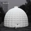 Tente de dôme gonflable de publicité blanche personnalisée de 5m / 6 m / 8 m portable air gonfler igloo avec ventilateur pour les événements de fête et de mariage