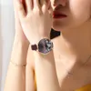 Curren Watche бренд кожаные кварцевые наручные часы роскоши дизайн часы для дам шарм цветы циферблат Montre Femme 210616