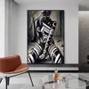 Tätowierte afrikanische Frau Leinwand Malerei Poster und Drucke einzigartige Figur Wandkunst Bilder für Wohnzimmer Home Decor ungerahmt Pain224t