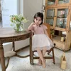 Niedliches Cheongsam-Mesh-Patwork-Kleid im chinesischen Stil für Babys, Sommer, 2 Farben, Bling-Geburtstagskleider 210708