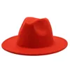 Fedoras stora rand hattar för kvinnor brittisk stil vintage kyrka hattar dam platt rand jazz cap höst vinter kvinna filt hatt