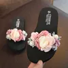 Indoor slippers badkamer peuter baby kleine kinderen bloemen schoenen meisjes flip flop strand zapatillas pantufas meisje schoenen B249 210712