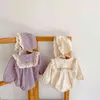 Baby Spring Новая Одежда Девочка Боди Кружева Шнурки Длинный Рукав Цельные Детские Девушки Комбинезон наряд с Hat 210413