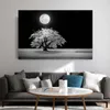 ブラックホワイトツリーの夜の風景ムーンキャンバス絵画プリントとポスター壁の写真のためのリビングルームの家の装飾