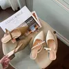 Spitze Zehen Frauen Hausschuhe Flache Rutschen Hohl Design Slip Auf Dicken Mittleren Absätzen Khaki/Beige Sommer Outdoor Strand Schuhe weiche Mule 210513