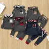 Groothandel lente jongens en meisjes sets kleurrijke plaid katoen hoodie 2-delig sport pak babykleding E90017 210610