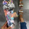 Slippers tamanho grande Snake Impressão Laser Strap Mulheres Slides Colorido Sandálias Plana 2021 Summer Beach Sandalias Mujer Claquette Femme