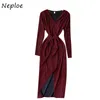 Neploe Chic Spotted Leopard Drawstring Slim Waist Dress Korean New Autumn V-neck Women Dresses Elegant A-line Split Vestidos 210423