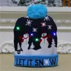 Fournitures décoratives de Noël enfants adultes tricoté chapeau de Noël casquettes émettant de la lumière colorée haut de gamme chapeau de Noël pour personnes âgées