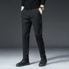 Mingyu marque automne hommes pantalons décontractés hommes pantalon homme pantalon Slim Fit travail taille élastique noir vert gris pantalon léger 28-38 211008