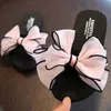 Sommer Kinder Sandalen Mädchen Big Bow Casual Nette Eltern-Kind-Strandschuhe Rutschfeste Hausschuhe S495 210712