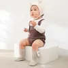 Höst / Vinter Infant Cartoon PU Läder Sole Baby Skor Strumpor Barn 3D Björn Non-Slip Toddler Tube Sock Mode Kids Casual Hosiery D057