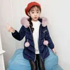 Çocuk Bebek Peluş Kapüşonlu Ceket Kış Kızın Pamuk Yastıklı Kalınlaşmış Orta Uzunluk Ceket 211203