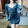 Fashion Velvet Sexig Club Mini Dress Women V-Neck Puff Sleeve Hög midja Bodycon Vestidos Kvinna 210519