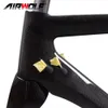 Airwolf Karbon Fiber Yol Bisikletleri Frameset Parça Yarış Bisiklet Çerçevesi Bisiklet Çerçeveleri XS / S / M / L / XL Boyutu 700 * 25C ​​BSA Disk Fren Fit DI2 Mekanik Groupset