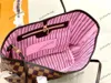 2022ファッションブランドの高級買い物袋デザイナーハンドバッグフラワーデザイン女性の財布卸売卸売トートショルダーハンドバッグ