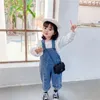 Tulumlar İlkbahar Yaz Koreli Kız Kız Denim Tulum Toddler Kızlar Askı Pantolonları Moda Geniş Bacak