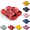 Fashion Tofflor Slides Sko Män Kvinnor Sandal Plattform Sneaker Mens Kvinnor Röd Svart Vit Gul Slide Sandaler Trainer Utomhus Inomhus Slipper