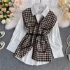 [EWQ] Herbst Anzug Einfarbig Einfache Frauen Bluse + Chic Schärpen Schlanke Taille Plaid Getäfelten Patchwork Weste Mäntel 2 stück Set 211008