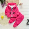 BibiCola Baby Girl Set di abbigliamento per bambini 2 pezzi cappotto + maglietta + pantaloni per bambini Cute Princess a forma di cuore stampa abiti da bambina con fiocco 211224