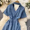 Ladies Retro Denim Klänning Sommar Sexig V Neck Hollow Back Dubbelbröst Jeans Midi Klänningar Kvinnor Nedgång Krage Robe 210525