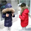 Ywstt meninos meninas real guaxinim colar de pele acolchoado pato impermeável para baixo jaqueta outwear crianças inverno casaco de neve quente 210903