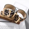 Dvacaman Na moda Nova Redonda Hot Rodada Moda Leopard Imprimir Pulseiras De Couro Largura Mulheres Vintage Bangles Feminino Casamento Jóias Q0719