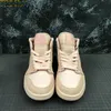 Womens Jumpman 1 Basketbalschoenen 1s Mid Og Dames Coral Gold Stardust Chaussures Trainers Sneakers Sportschoen