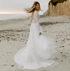 Simple White Beach Suknia ślubna z długim rękawem Top Koronki Linia Tulle Bohemian Panna młoda Suknie Sexy Niski Backless Country Bridal Sukienka Kobiety Vestido de Novia 2022