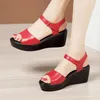 Sandalen Big Size 32-43 Open Hoofd Splite Leren Platform Wiggen Zomer 2021 Casual Comfortabele Medium Hak Moeder Schoen