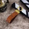 Mens Fashion Keychain Designer Handmade Leather Lovers Key Chains Letter Women Car Keychains Womens Luxury Hanging Rope ACC