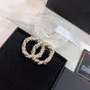 Elegant Brooch Designer Entwined Pearls Brooch Pins Luxury C Women Jewelry Womens Brooches Fashion Goldn Brooches Accessories D2111024HL