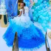 Biały i Blue Feather Flower Girl Sukienki na ślub Ruffles Dziewczyny Korant Suknia Koronkowa Aplikacja Princess Dzieci Suknie